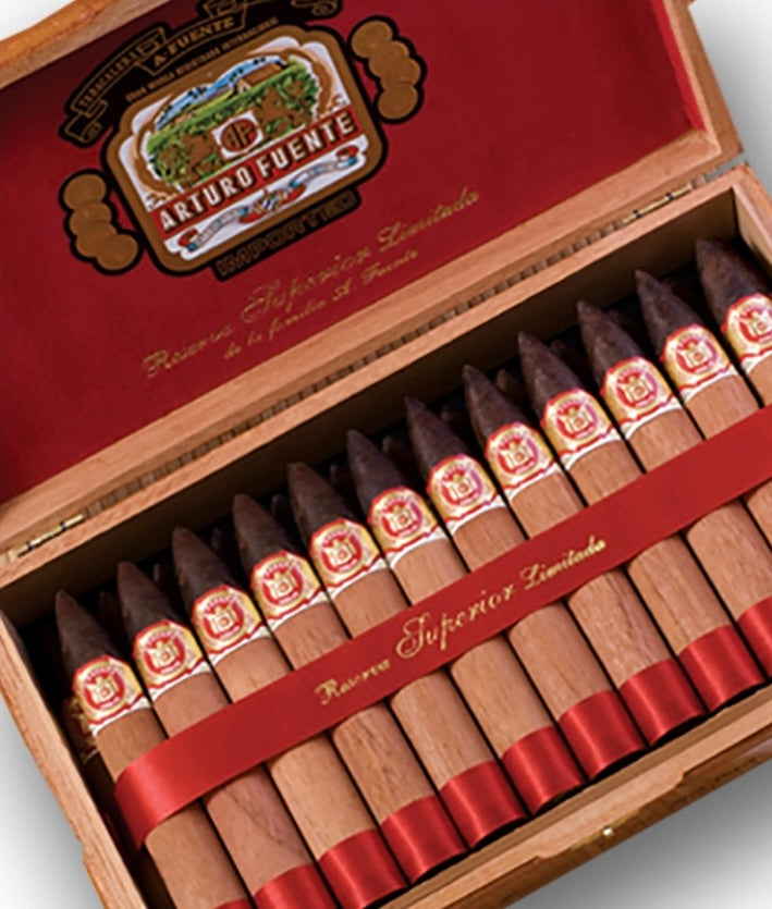 Arturo Fuente Añejo Reserva Shark No. 77